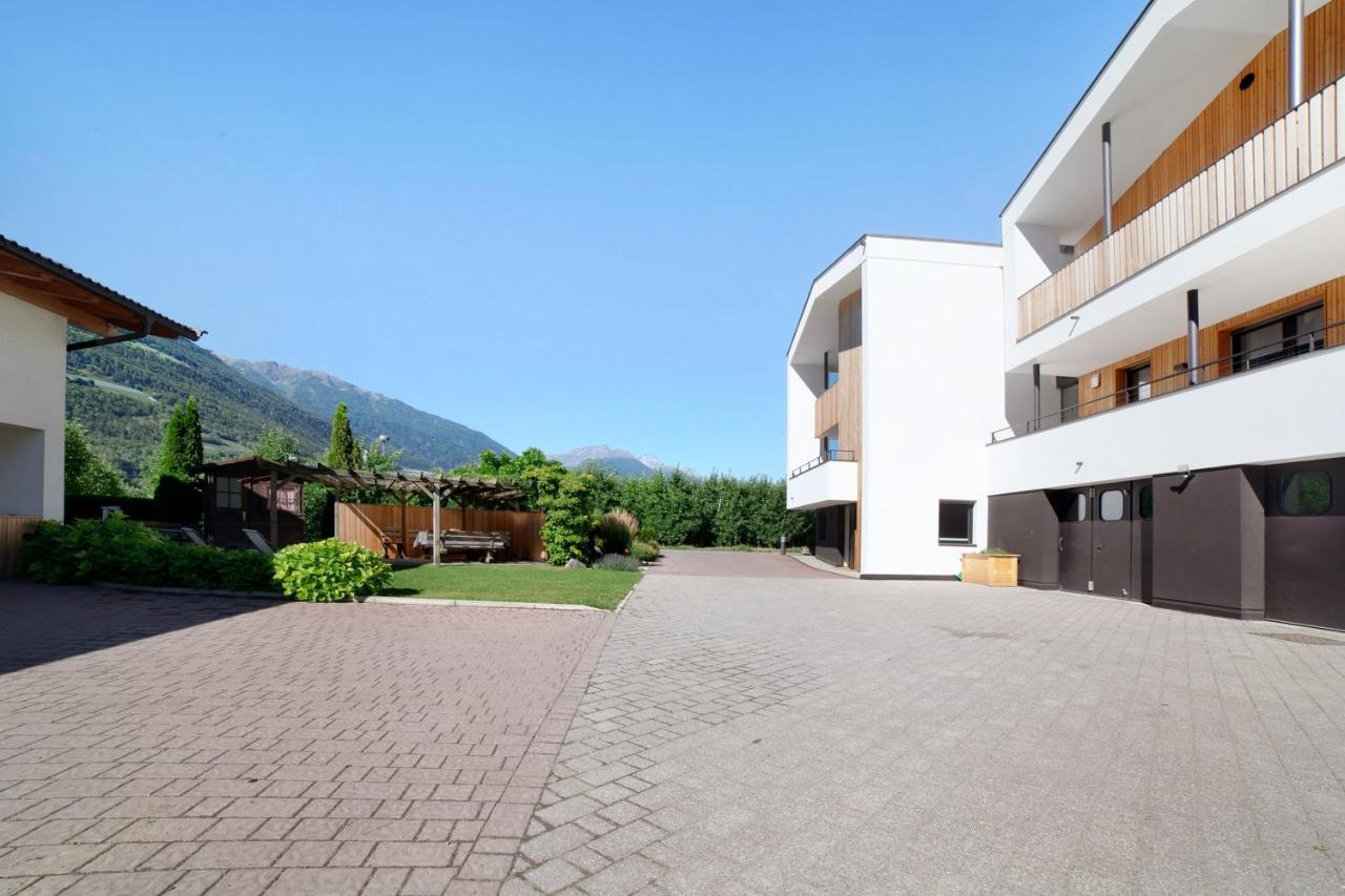 Waalhof Ferienwohnung Golden Ciardes Kültér fotó